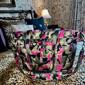 Lug Avion Camo Orchid